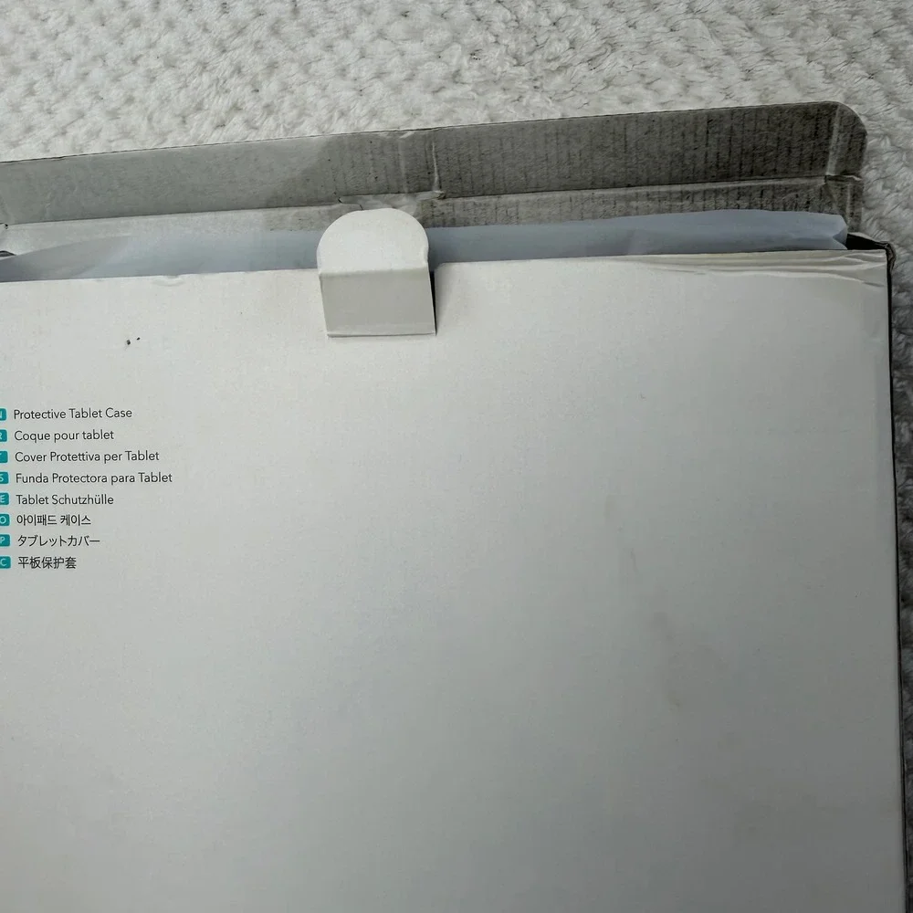 ESR iPad 10th Gen Case Ascend Series Frosted‎ Black Trifold Stand Cover